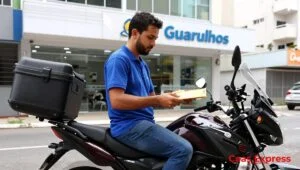 Serviço de motoboy para clínicas odontológicas em Guarulhos: logística sem atraso e sem avaria