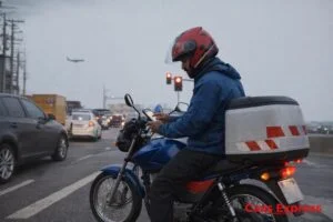 Entrega de Materiais de Informática para Empresas com Motoboy em Guarulhos: Evite Quebras de SLA e Prejuízos Operacionais